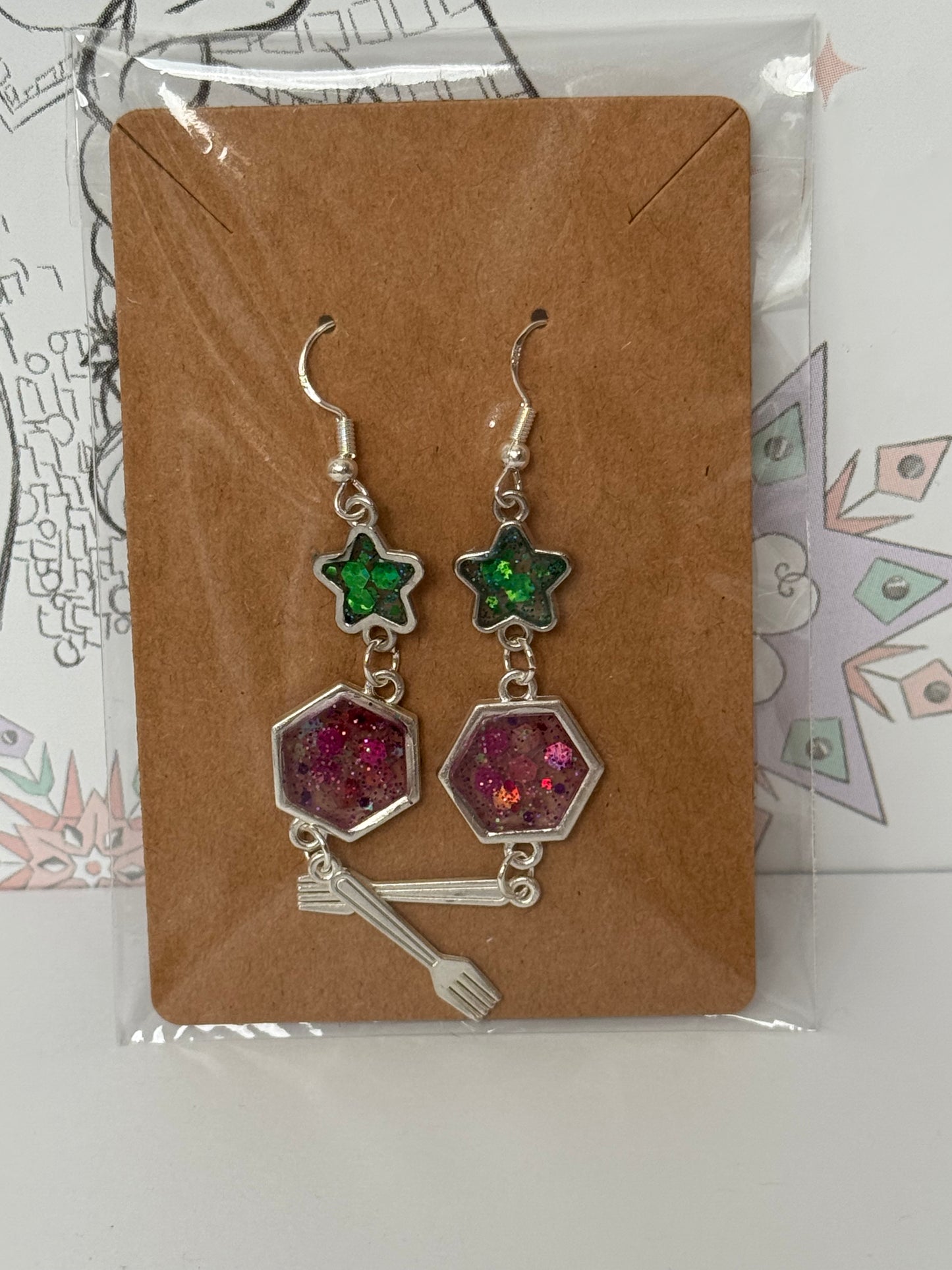 Pair of earrings with green and red glitter resin and fork inspired by the little mermaid princess inspired